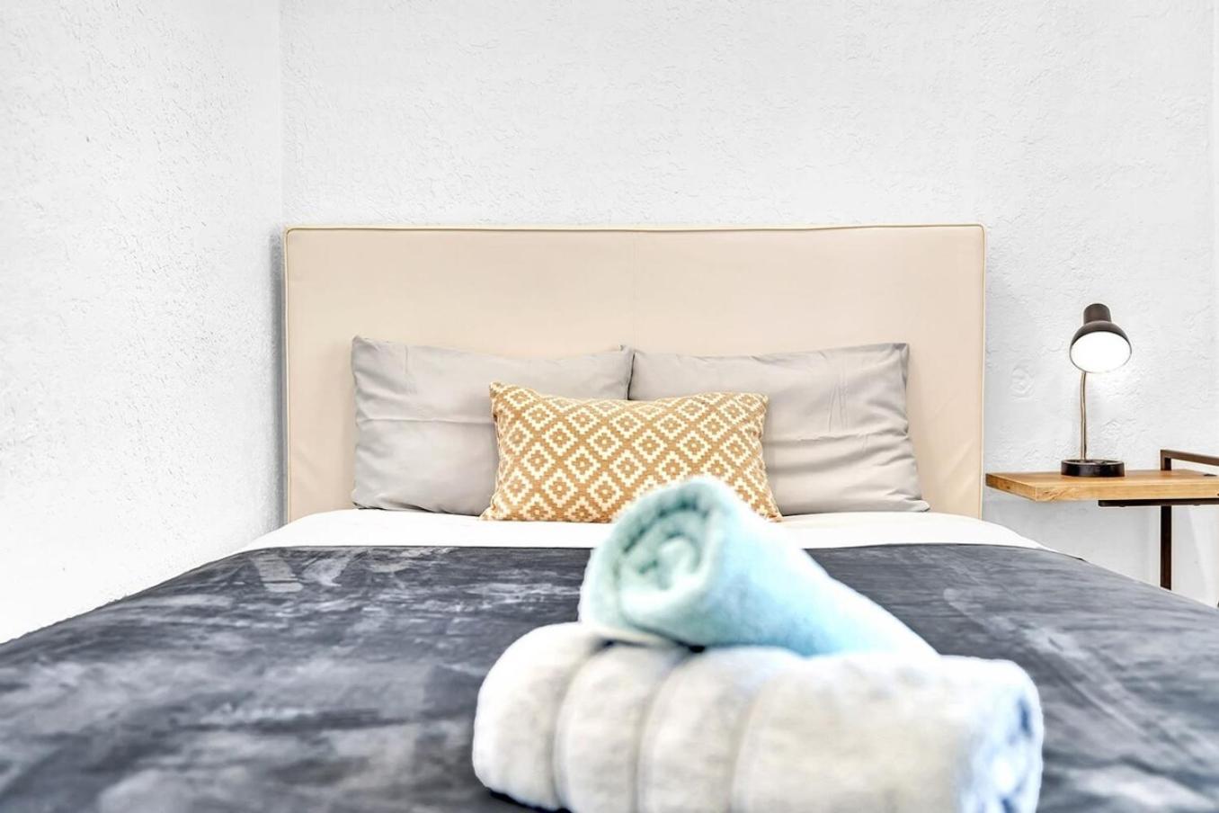 NEW Boutique One Bedroom Close to Aventura Mall&Beach Hallandale Beach Extérieur photo